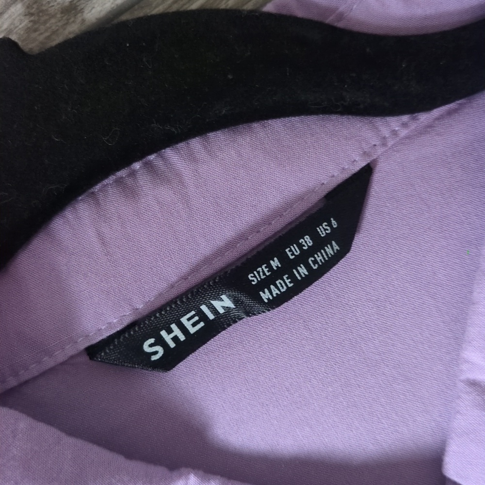 SHEIN Lavender Button-Front Cropped Shirt M - Picture 4 of 5